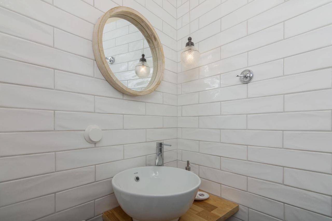 Vintage Loft Α In Monastiraki Lägenhet Aten Exteriör bild